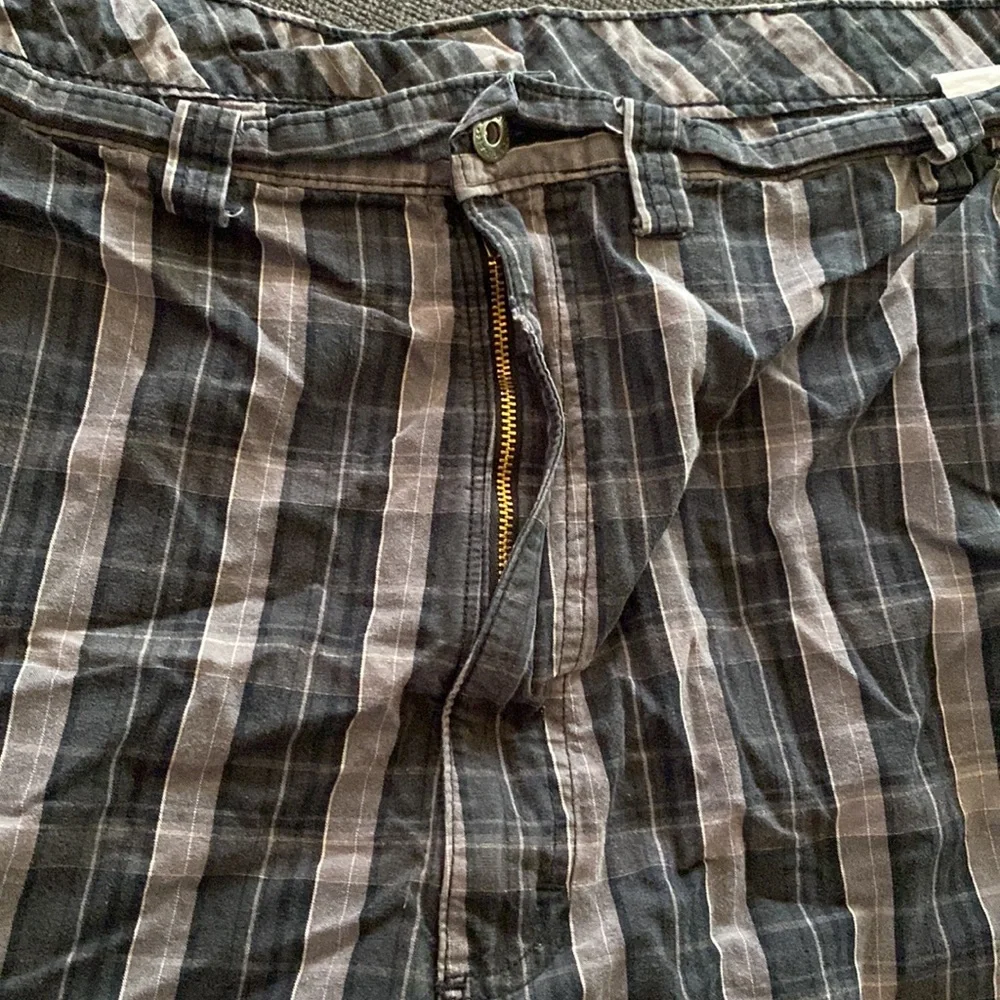 Wrangler Plaid Cargo Shorts size 44 - Picture 2 of 7